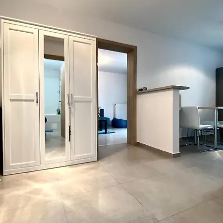 Apartment Coresi Nest - Pet Friendly